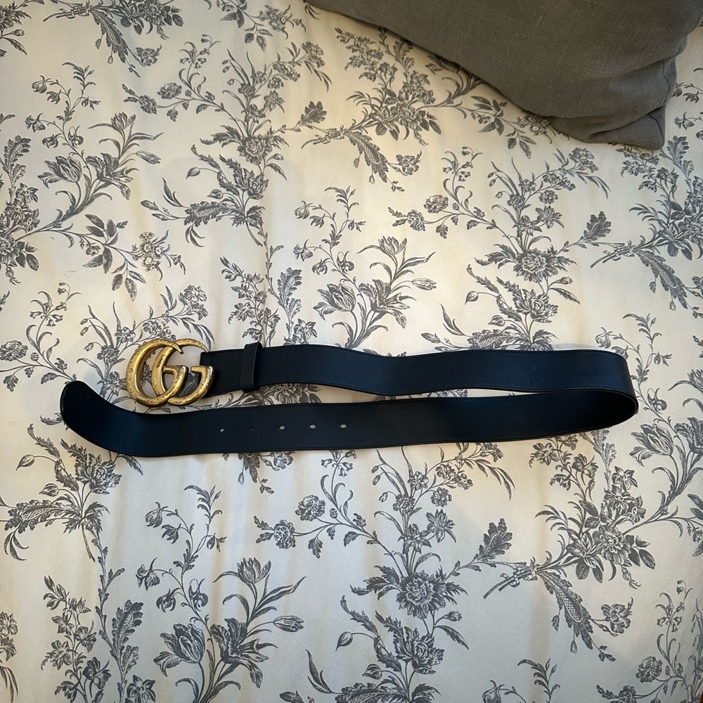 Gucci GG belt , fits sizes 00-2 US